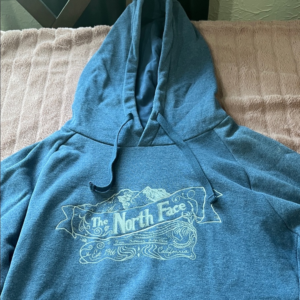 Men’s The North Face Teal Hoodie -Size Large